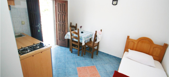 Hvarprivat_boendeVillaTonivilla-toni005_4